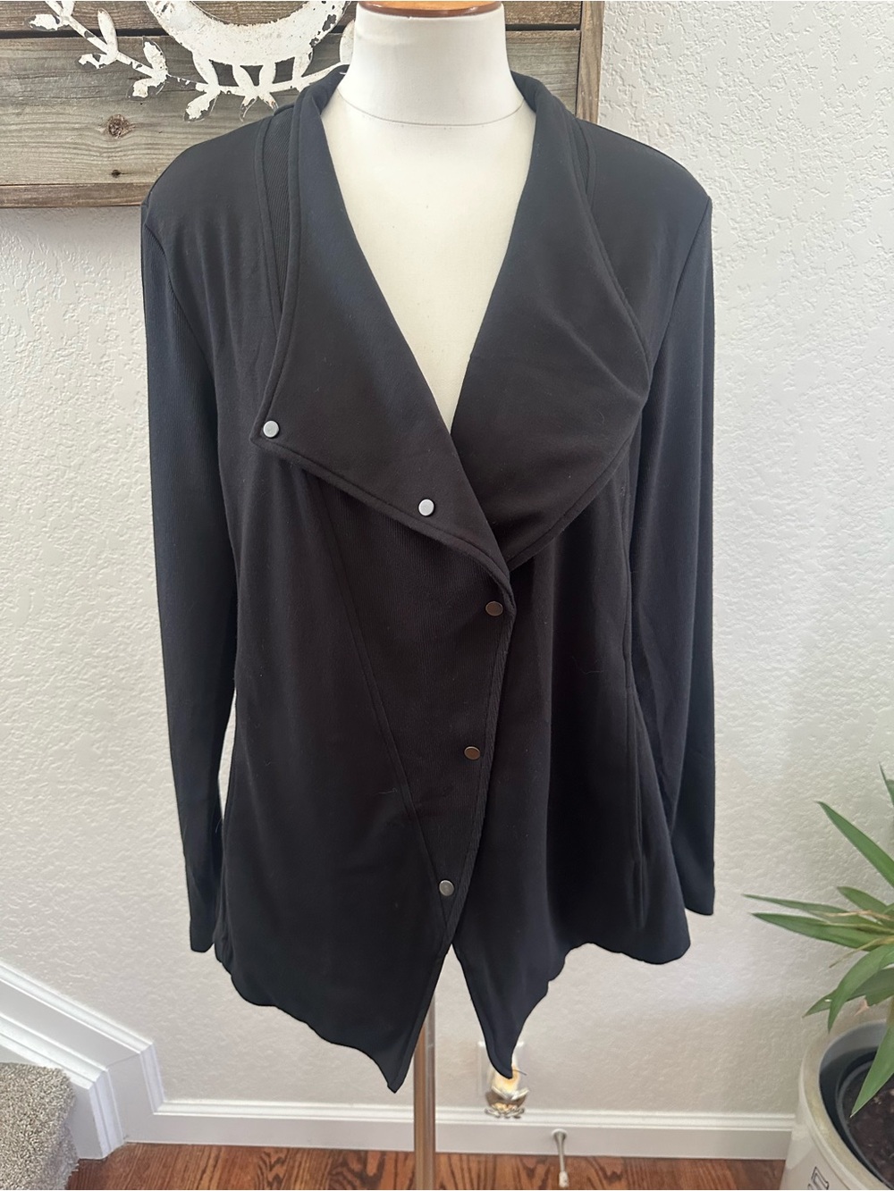 Eileen fisher black stretch knit snap front jacket ladies size Large